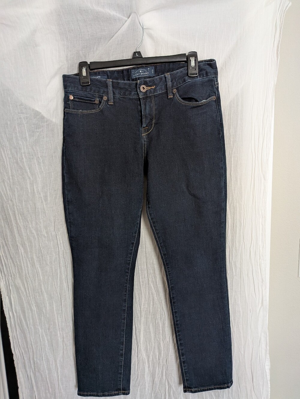 Lucky BRAND Lolita Capri Dark Wash Straight-Leg Jeans